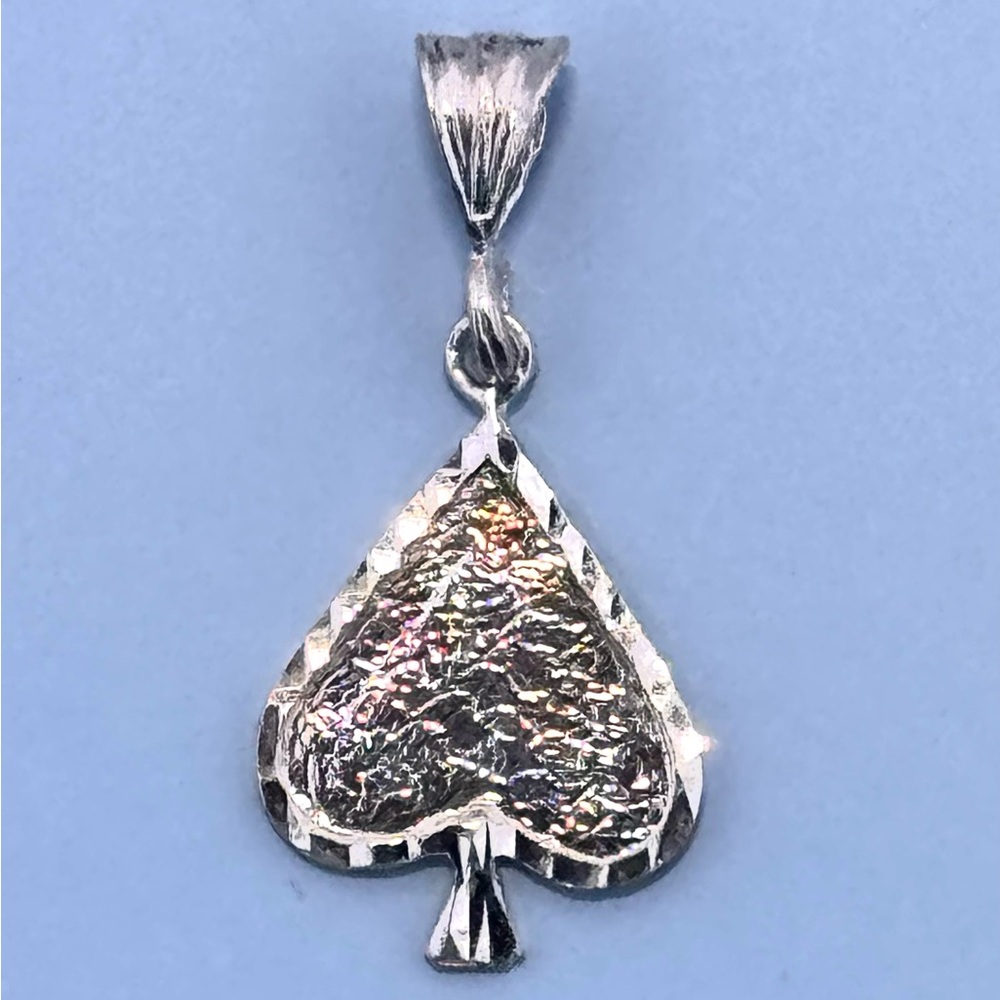 Elegant .925 Sterling Silver Spade Pendant NWOT